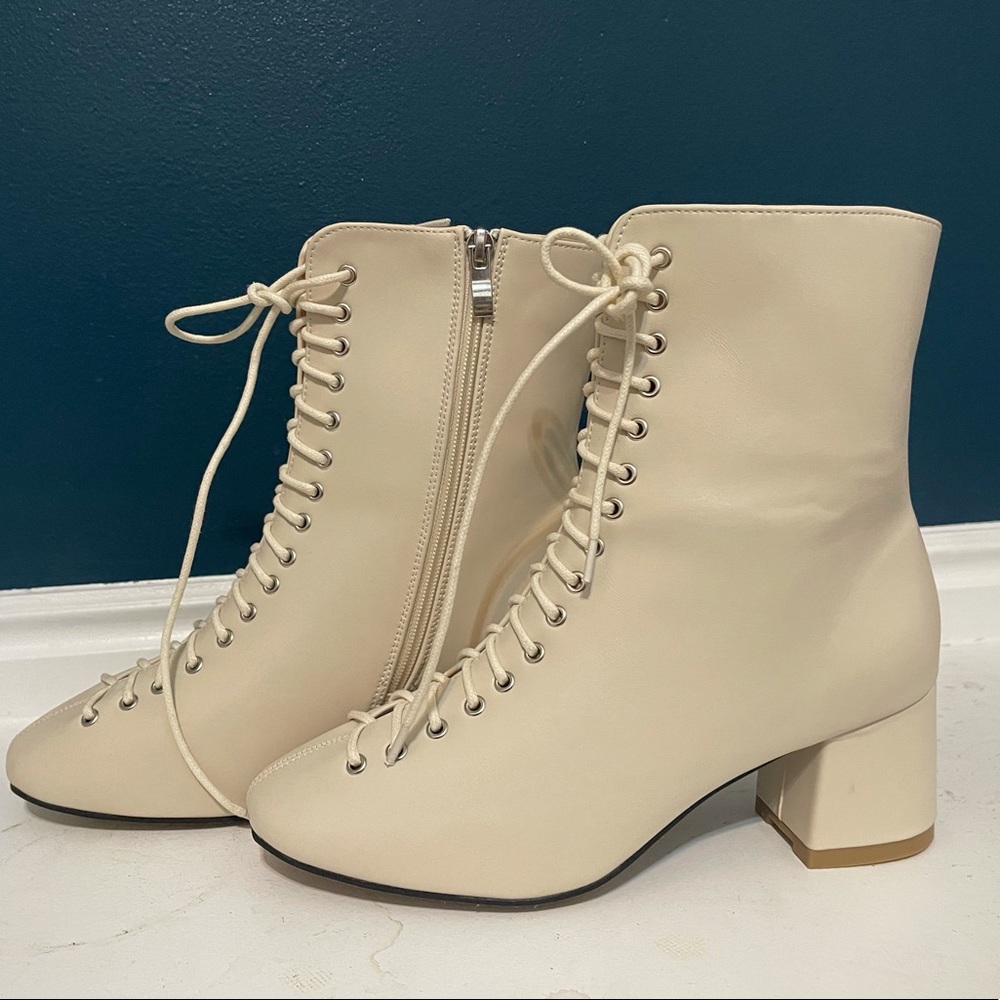 NEW - cream, lace up ankle boot
